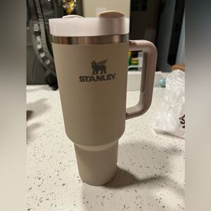 Cream colored 40oz Stanley